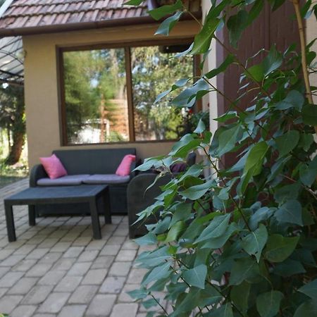 Edes Otthon Apartman Гюла Екстериор снимка